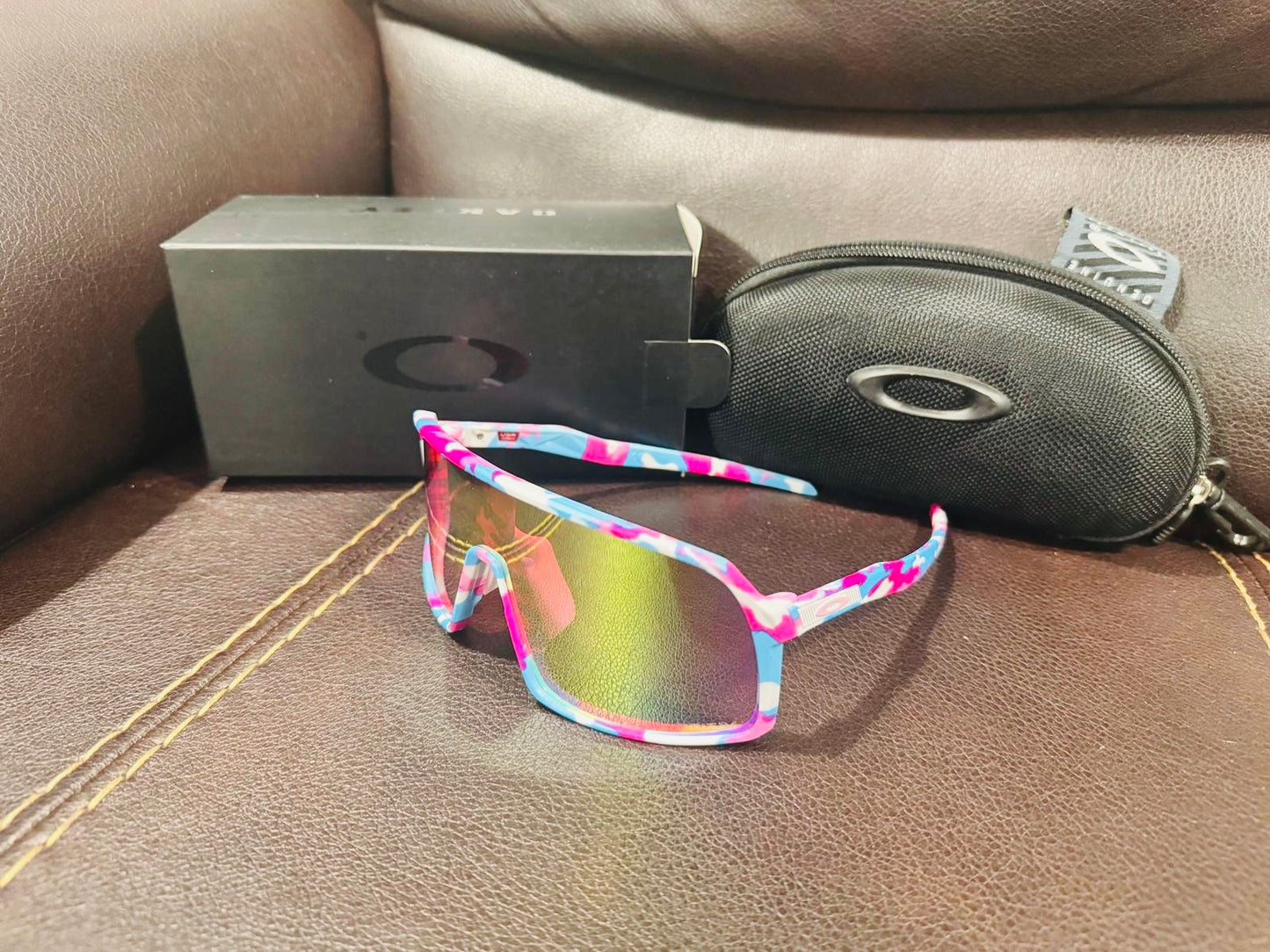 Oakley Sutro Women