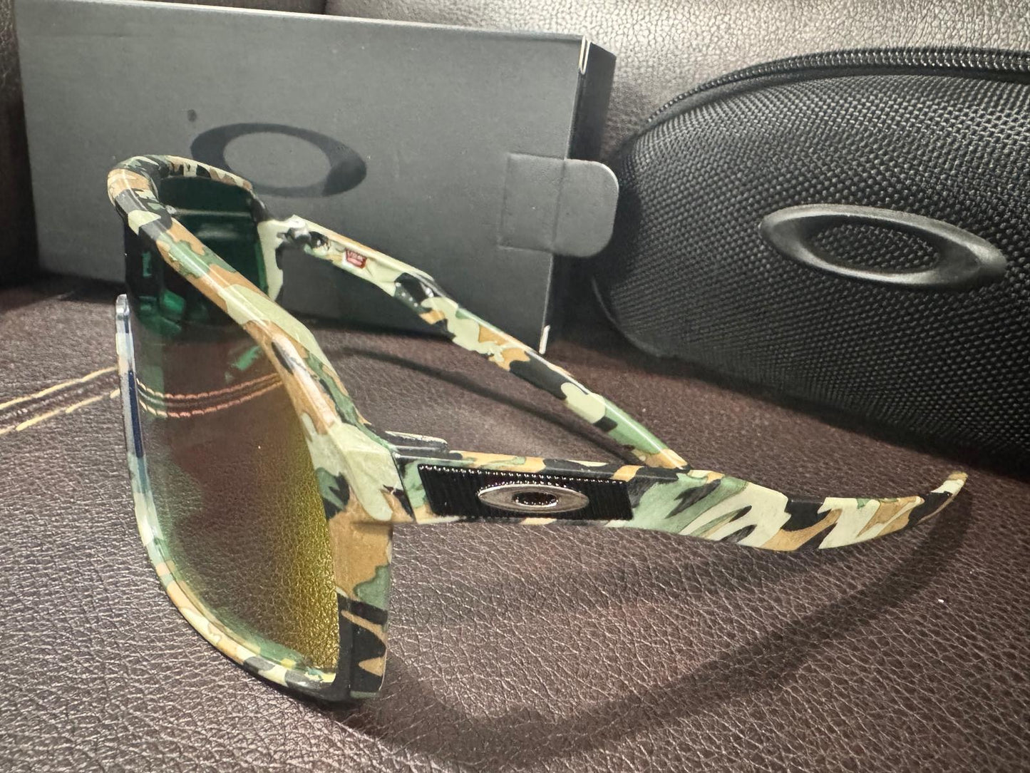 Oakley Sutro Camo